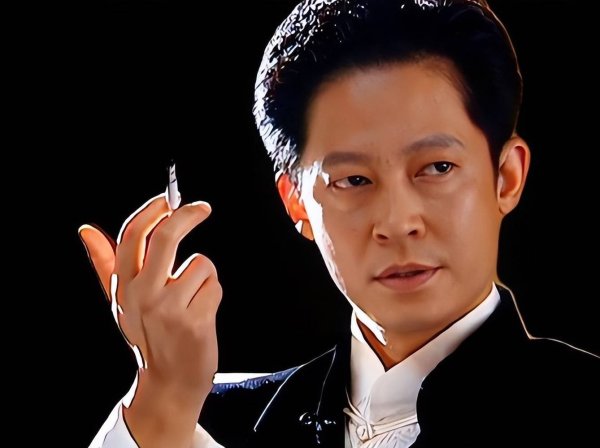 杠杆配资助手网 从贫困少年到影帝，王志文临终前做出这个决定，背后原因让人泪流满面